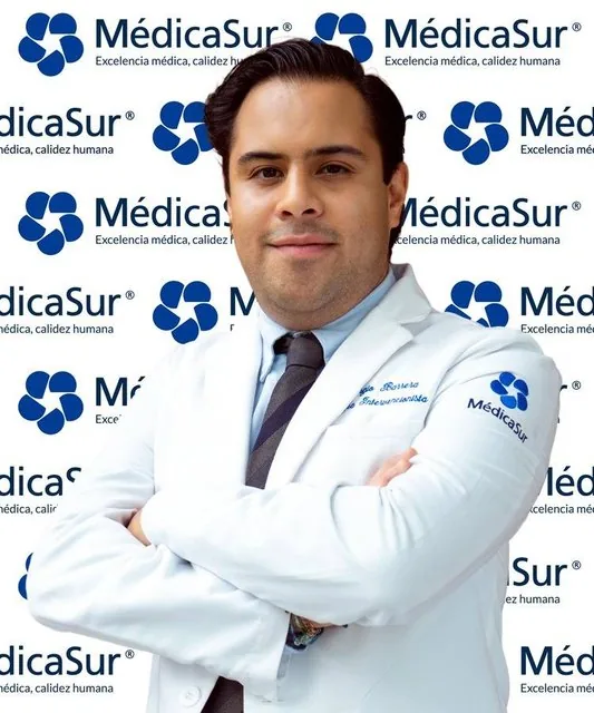 Dr. Sergio Barrera Basilio Cardiology Médica Sur Copyright